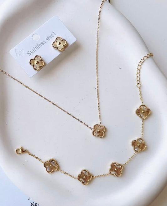 Golden Clover Set